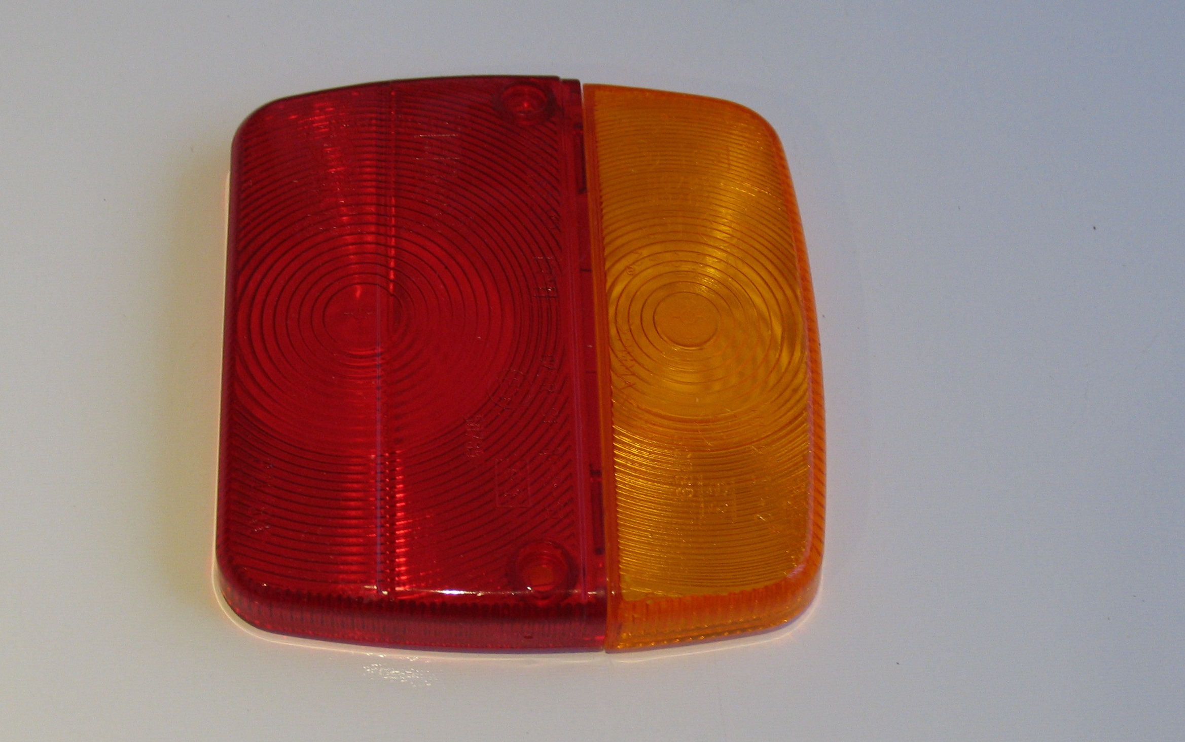 ASPOCK MULTIPOINT 2 REAR LIGHT LENS - Slipstream Trailer Parts