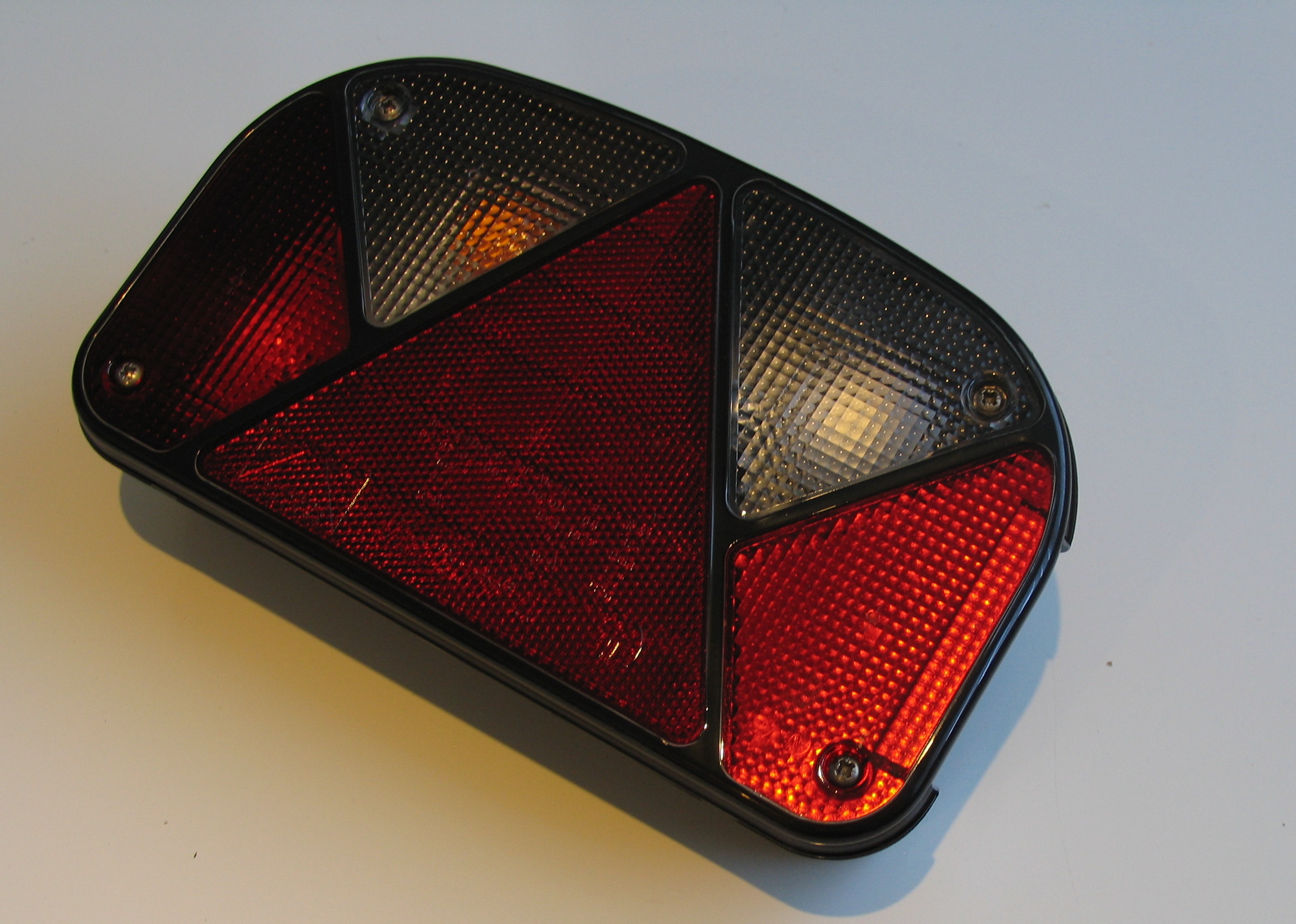 Aspock Multipoint 2 II Rear Left Tail Light Lamp For Ivor Williams Trailer – P07978
