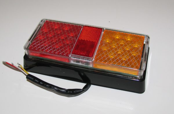 thumbnail image 2 of SIM Compact LED Tail Lamp – 12V/24V, 4-Pin, Multifunction – Made In Portugal 2 of 5