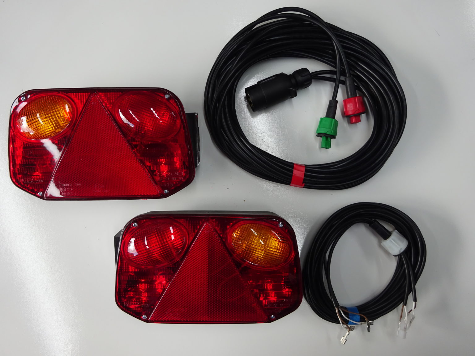RADEX 2800 PLUG IN LIGHTING KIT LIGHTS & 4MT WIRING HARNESS (5+4 pin